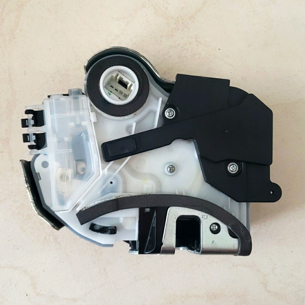 🆕️Lexus RX350 ,Right Rear Lock Actuator(2016-2022) - Picture 3 of 6